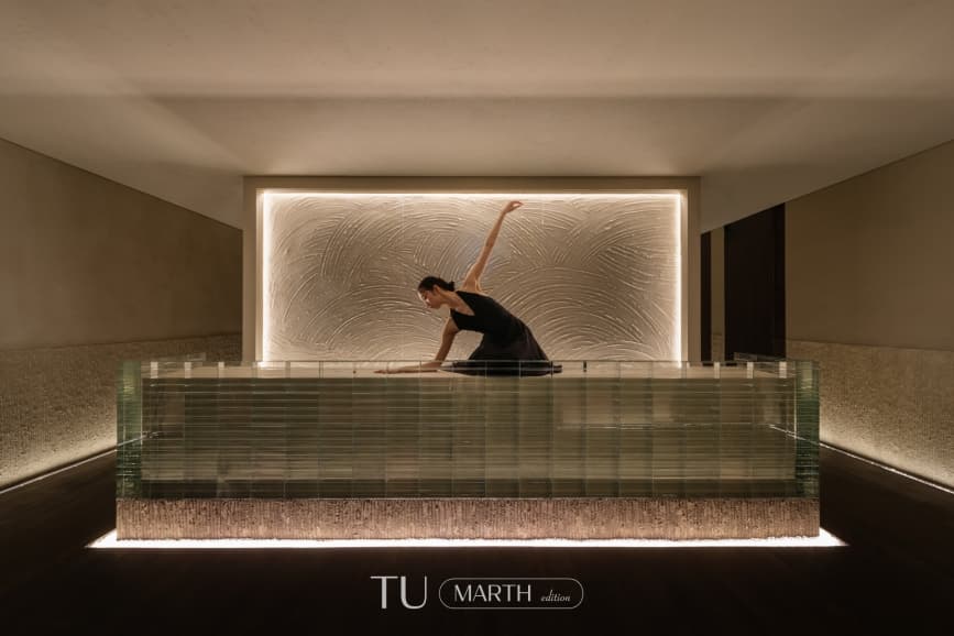 TU Dental Celebrity's Choice - TU MARTH edition: A Seoul High-End Aesthetic Dental Standard Chosen by Celebrities (MARTH film Guide)